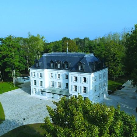 Hotel Chateau Des Hauts De Provins Champcenest Exterior foto