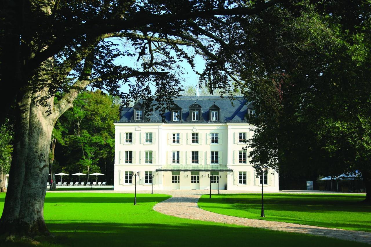 Hotel Chateau Des Hauts De Provins Champcenest Exterior foto