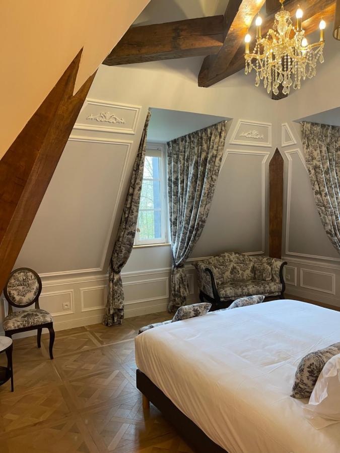 Hotel Chateau Des Hauts De Provins Champcenest Exterior foto