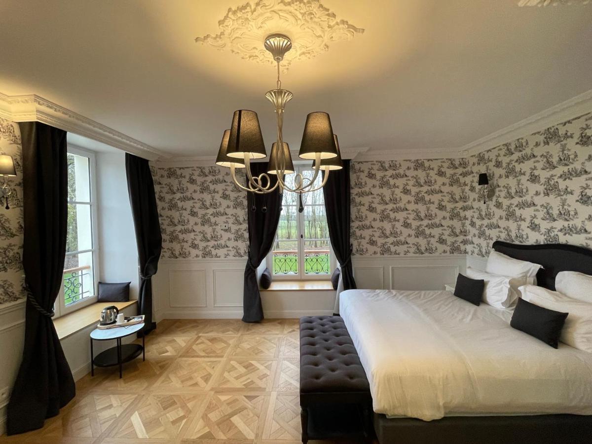 Hotel Chateau Des Hauts De Provins Champcenest Exterior foto