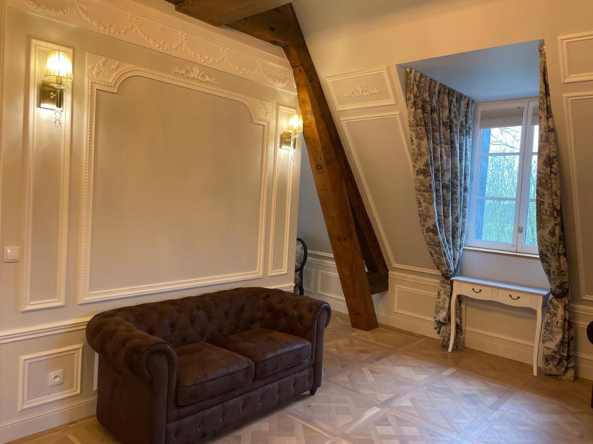 Hotel Chateau Des Hauts De Provins Champcenest Exterior foto